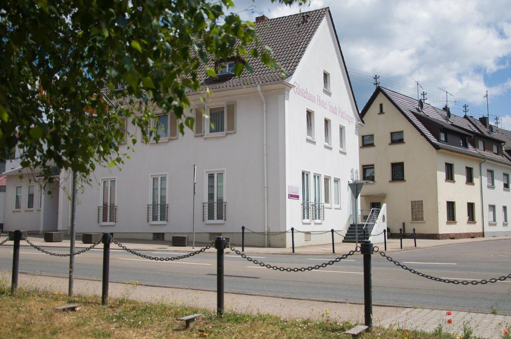 Domizil Alte Post Hotel Püttlingen Eksteriør billede