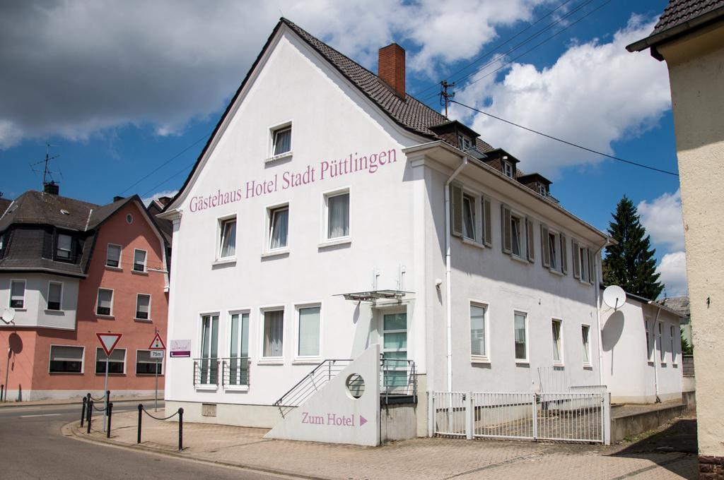 Domizil Alte Post Hotel Püttlingen Eksteriør billede
