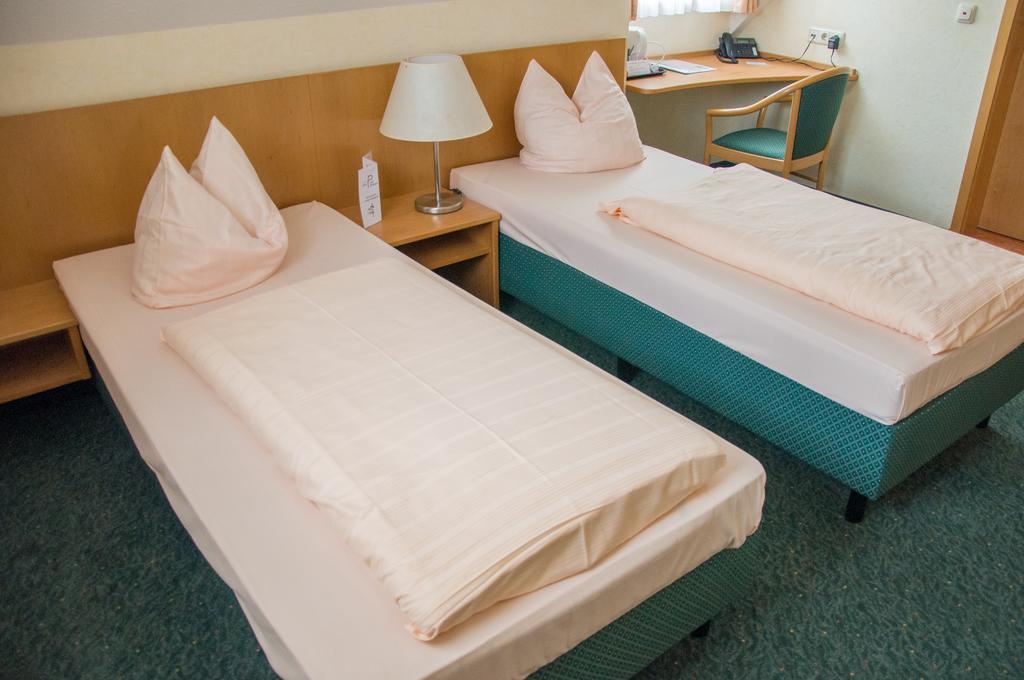 Domizil Alte Post Hotel Püttlingen Værelse billede