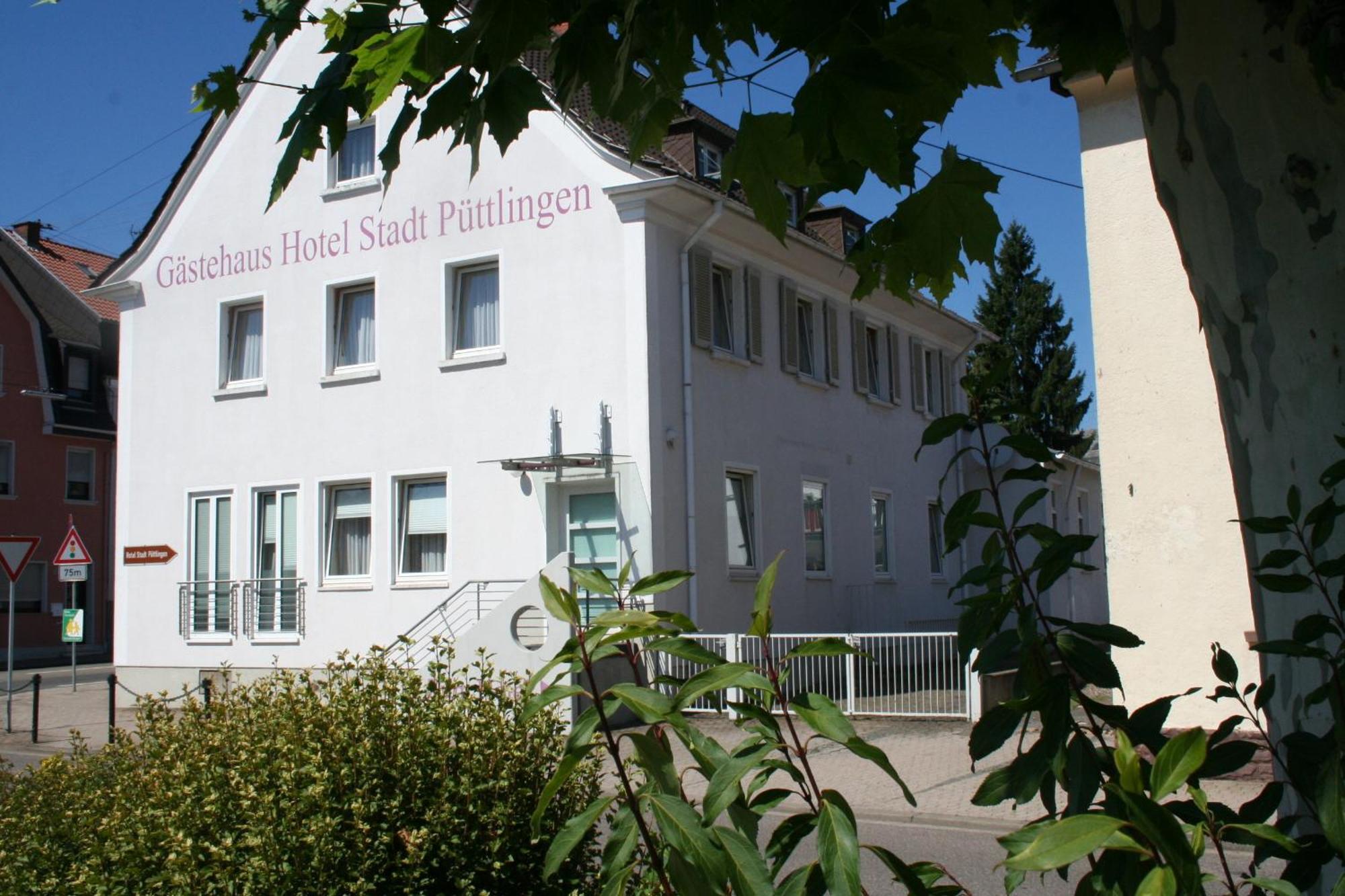 Domizil Alte Post Hotel Püttlingen Eksteriør billede