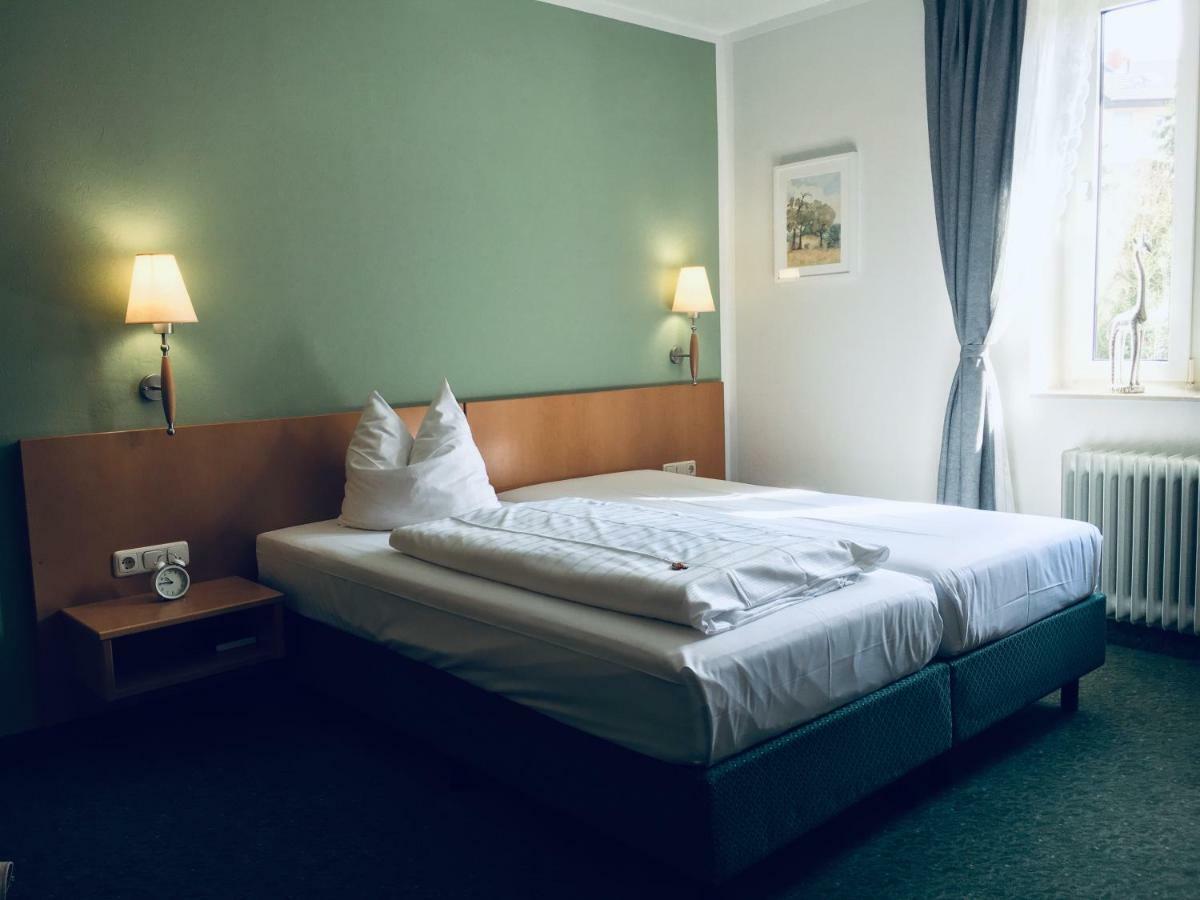 Domizil Alte Post Hotel Püttlingen Eksteriør billede