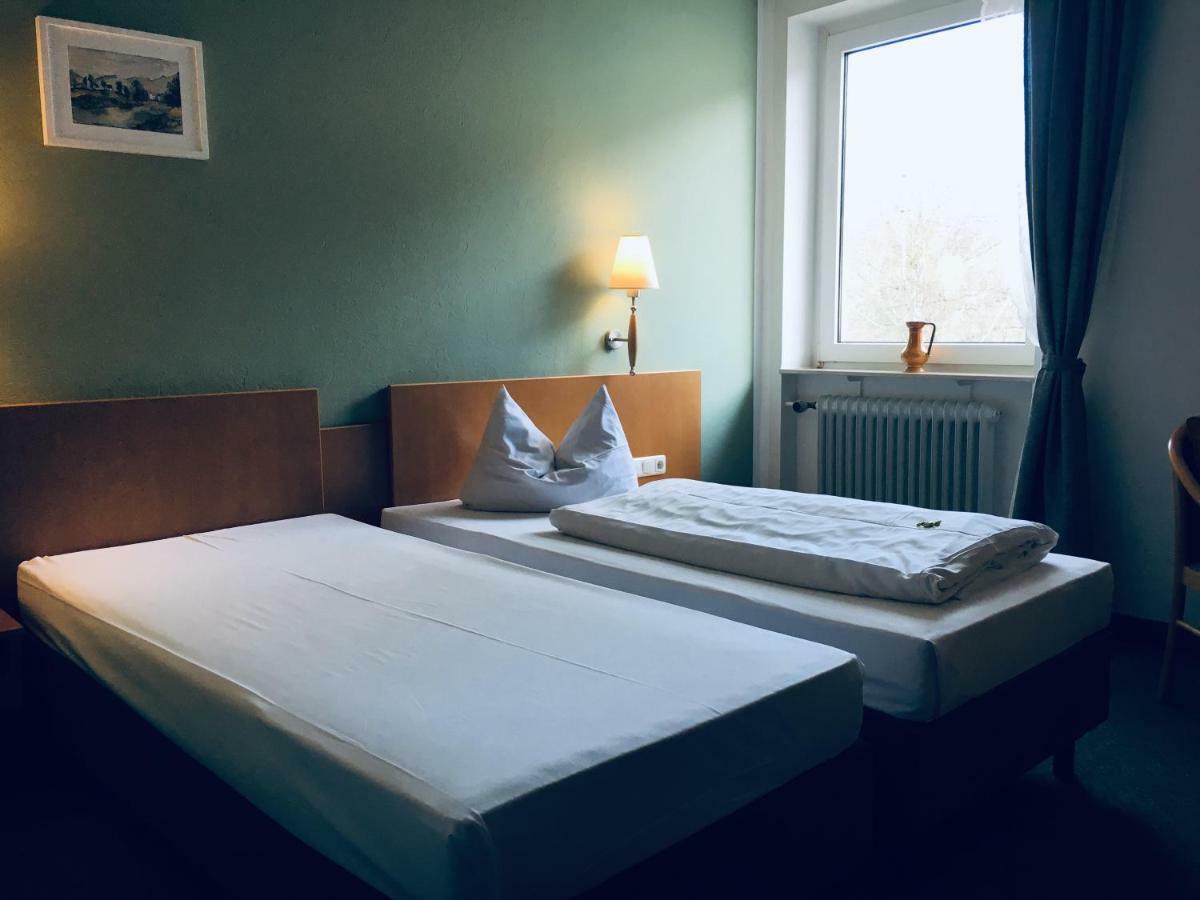 Domizil Alte Post Hotel Püttlingen Eksteriør billede