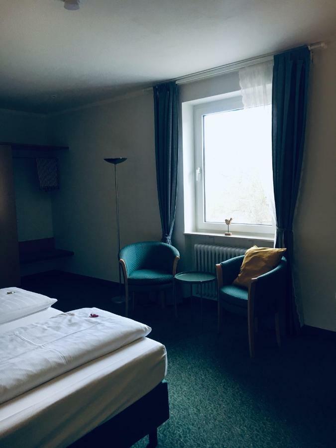 Domizil Alte Post Hotel Püttlingen Eksteriør billede