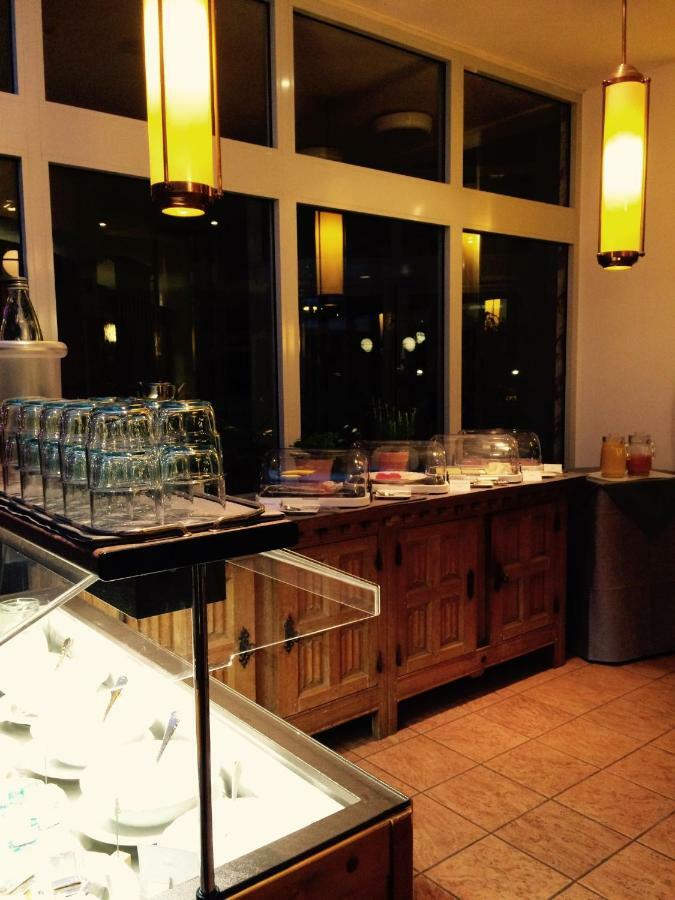 Domizil Alte Post Hotel Püttlingen Eksteriør billede